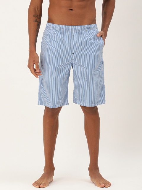 

The Indian Garage Co Men White & Blue Printed Lounge Shorts