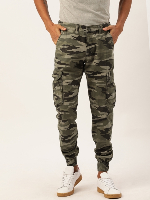 

Sports52 wear Men Olive Green & Coffee Brown Tailored Fit Camouflage Printed Cargo Joggers