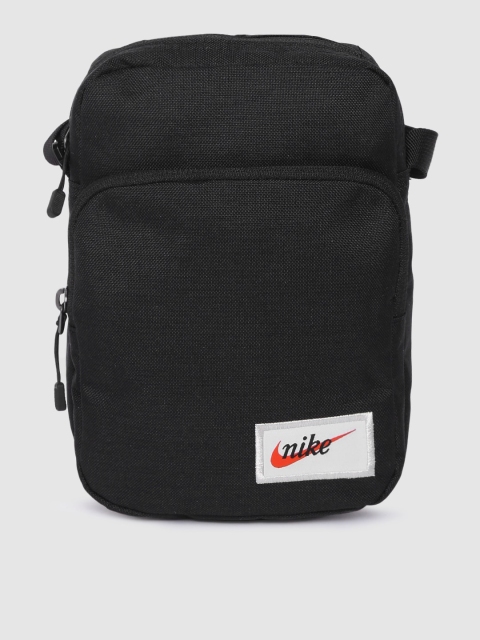 

Nike Unisex Black Solid Messenger Bag