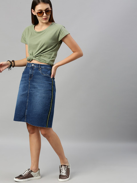 

Roadster Women Blue Washed Side Striped Straight Denim Skirt with Raw Edges