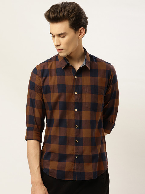 

GHPC Men Mustard Brown & Navy Blue Comfort Slim Fit Checked Casual Shirt