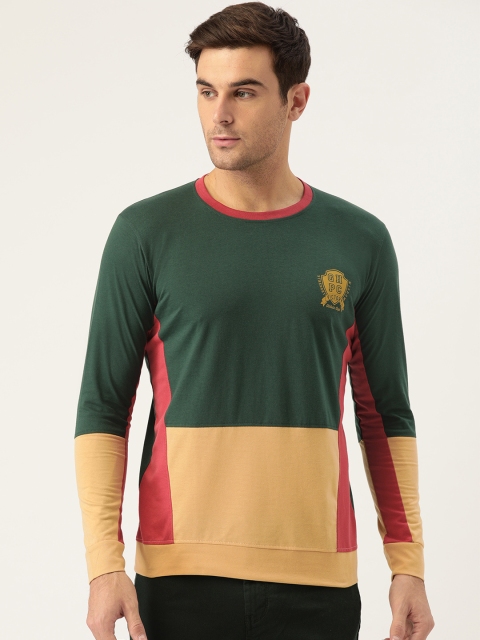 

GHPC Men Green & Beige Colourblocked Slim Fit Round Neck T-shirt