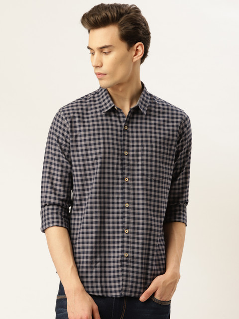 

GHPC Men Grey & Black Slim Fit Checked Casual Shirt