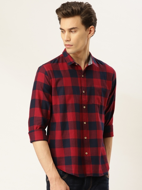 

GHPC Men Navy Blue & Maroon Comfort Slim Fit Checked Casual Shirt