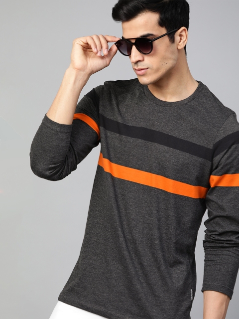 

Roadster Men Charcoal Grey & Rust Orange Striped Detail Round Neck T-shirt