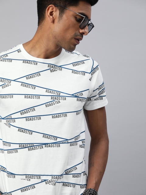 

Roadster Men White Black Printed Round Neck Pure Cotton T-shirt