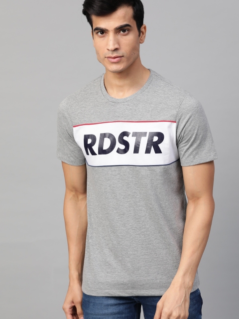

Roadster Men Grey Melange & White Brand Logo Printed Round Neck T-shirt