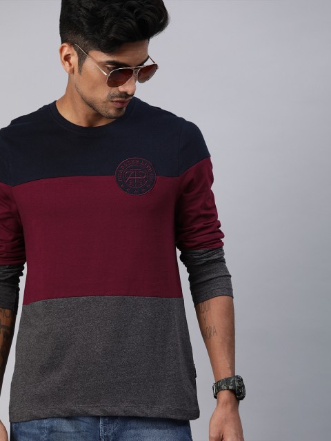 

Roadster Men Navy Blue & Burgundy Colourblocked Round Neck T-shirt