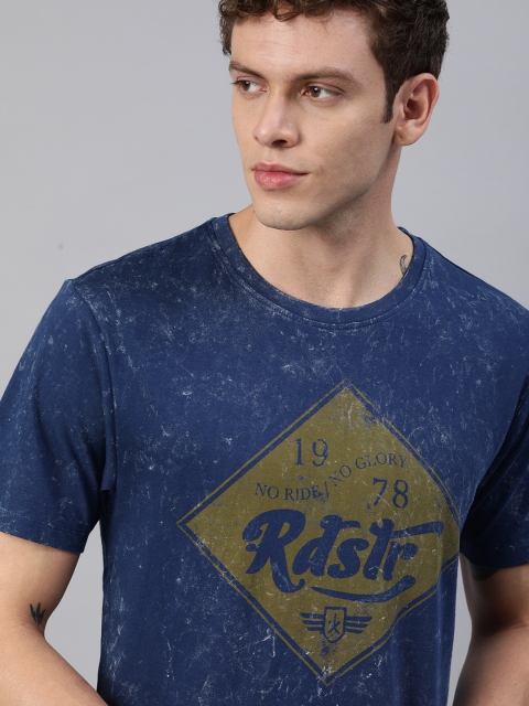 

Roadster Men Navy Blue Dyed Round Neck T-shirt