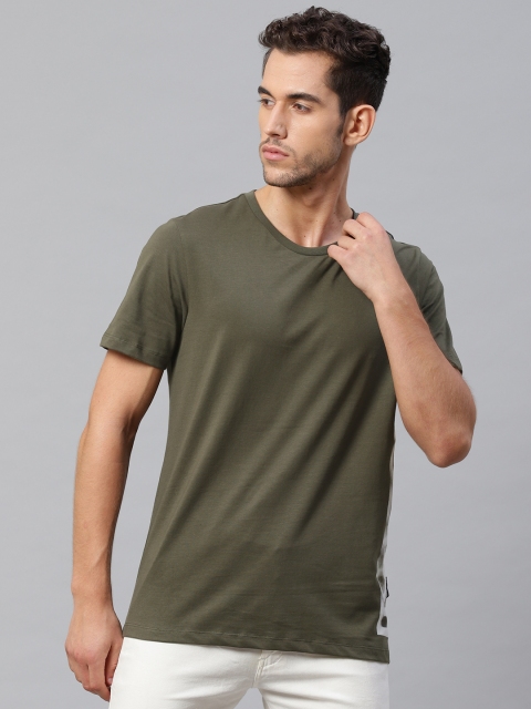 

Roadster Men Olive Green Solid Round Neck Pure Cotton T-shirt