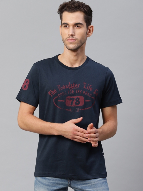 

Roadster Men Navy Blue & Maroon Printed Round Neck T-shirt
