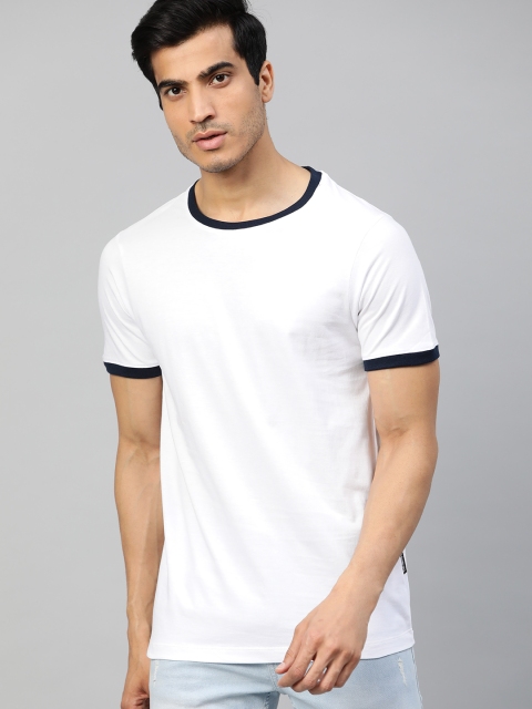 

Roadster Men White Solid Round Neck T-shirt
