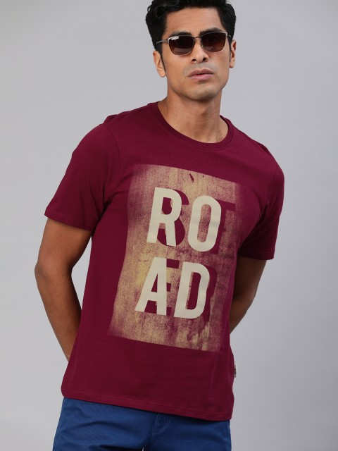 

Roadster Men Maroon Printed Round Neck T-shirt