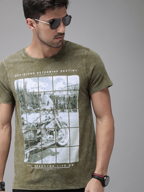 

Roadster Men Olive Green Printed Round Neck T-shirt