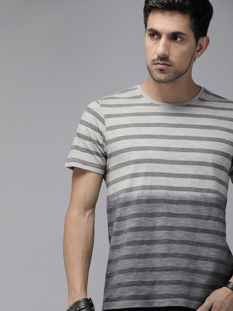 

Roadster Men Grey Melange Cotton Striped Round Neck T-shirt with Ombre Effect