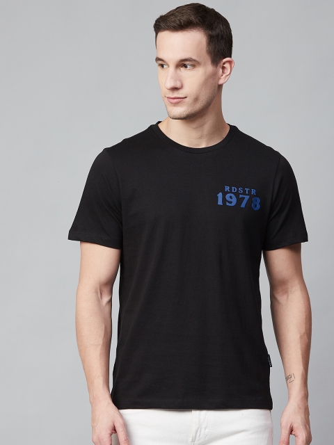 

Roadster Men Black Solid Round Neck T-shirt