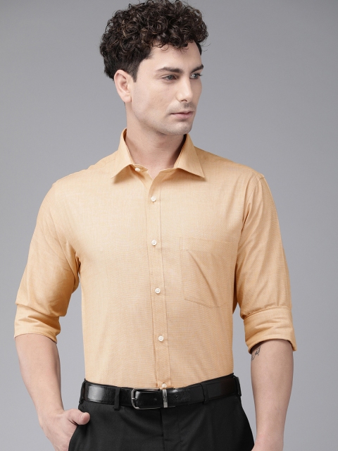 

Park Avenue Men Peach-Coloured Slim Fit Solid Formal Shirt