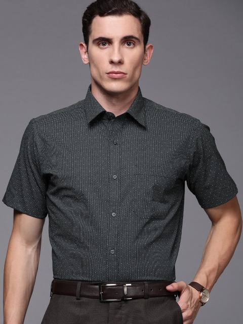 

Raymond Men Black & Grey Contemporary Fit Printed Formal Shirt