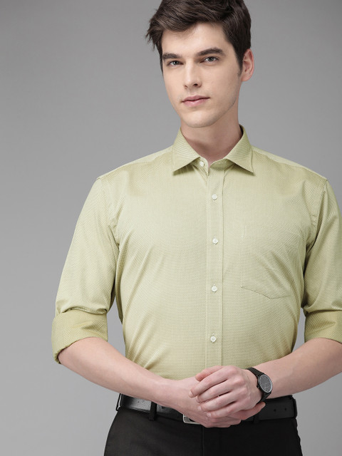 

Park Avenue Men Green Regular Fit Self Design Formal Shirt