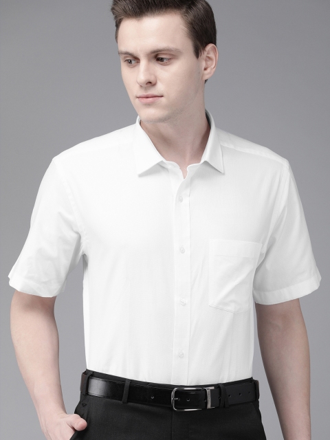 

Park Avenue Men White Regular Fit Solid Formal Shirt