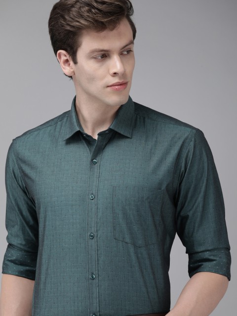 

Park Avenue Men Green Slim Fit Self Design Pure Cotton Formal Shirt