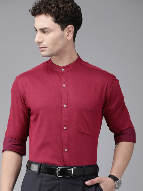 

Park Avenue Men Red Slim Fit Self Design Formal Shirt