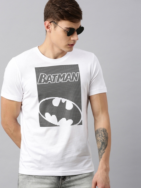 

Huetrap Batman Men White Round Neck T-shirt
