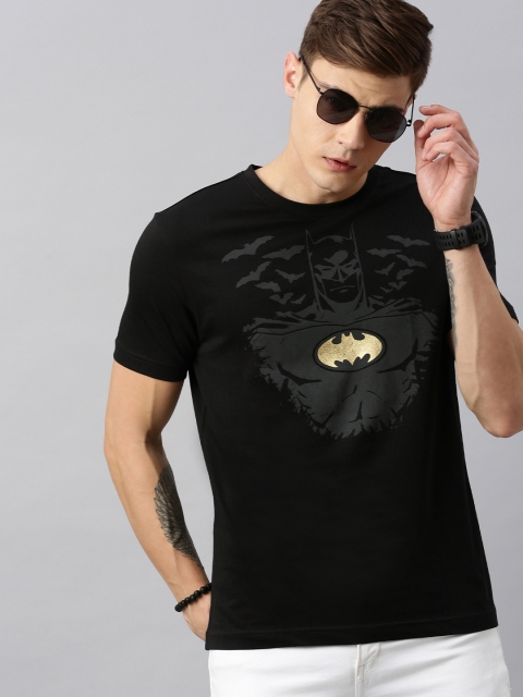 

Huetrap Batman Men Black Round Neck T-shirt