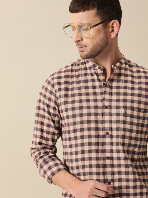 

Mr Bowerbird Men Burgundy & Beige Tailored Fit Checked Casual Shirt
