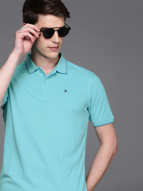 

Louis Philippe Men Blue Solid Polo Collar Pure Cotton T-shirt
