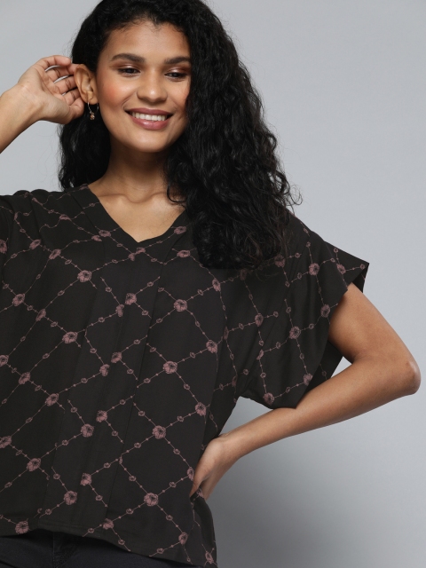 

HERE&NOW Women Black & Mauve Printed Top