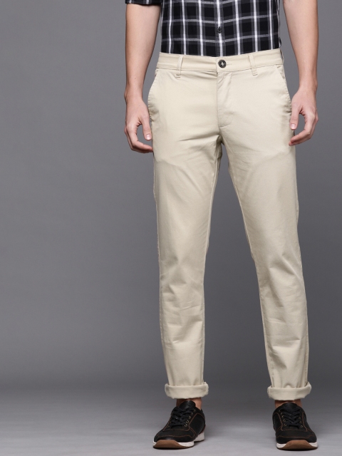 

WROGN Men Beige Slim Fit Solid Chinos