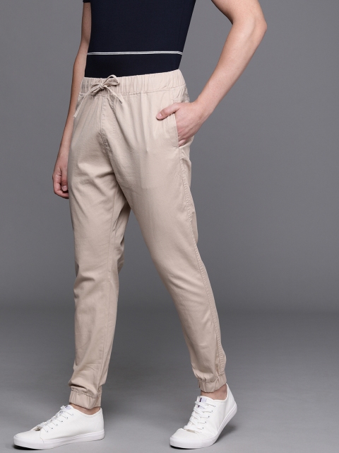 

WROGN Men Beige Slim Fit Solid Joggers