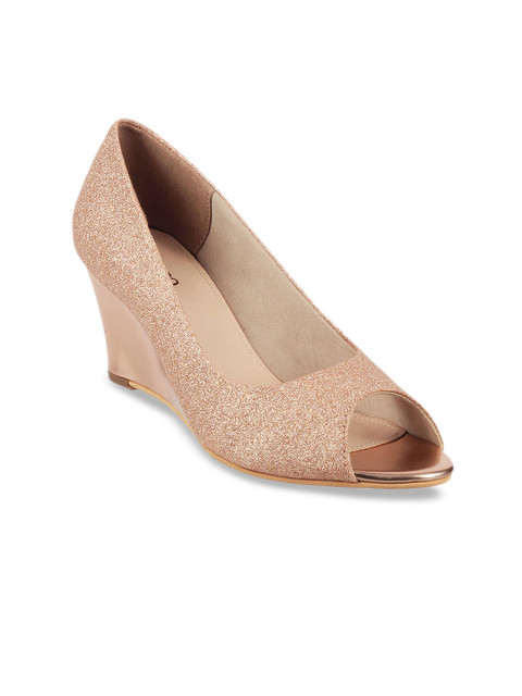 

Metro Women Gold-Toned Solid Peep Toes