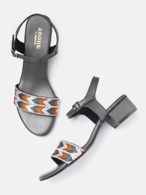 

Anouk Women Charcoal Grey & White Woven Design Heels