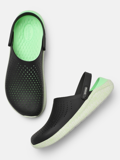 

Crocs Unisex Black Solid Clogs