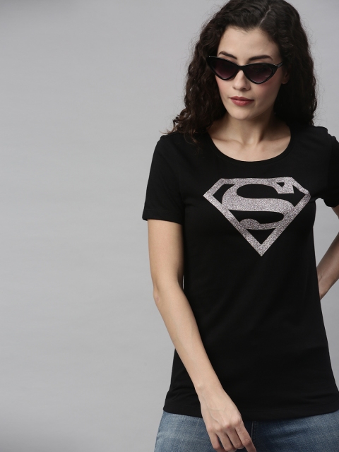 

Huetrap Women Black Superman Printed Round Neck T-shirt