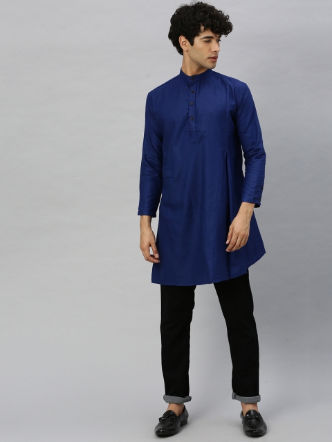 

Svanik Men Navy Blue Solid Straight Kurta