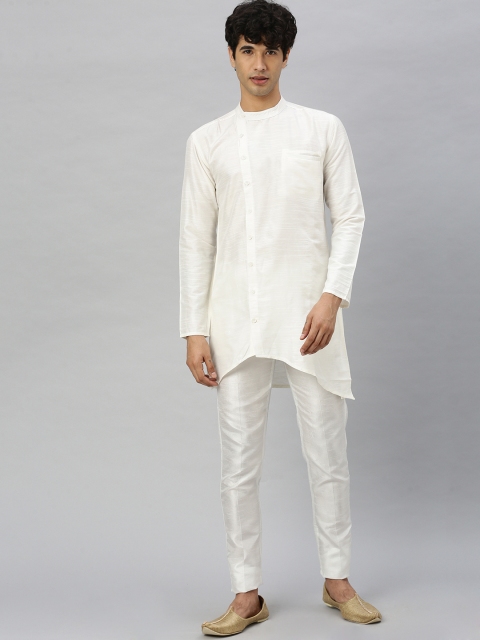 

Svanik Men White Solid Straight Kurta