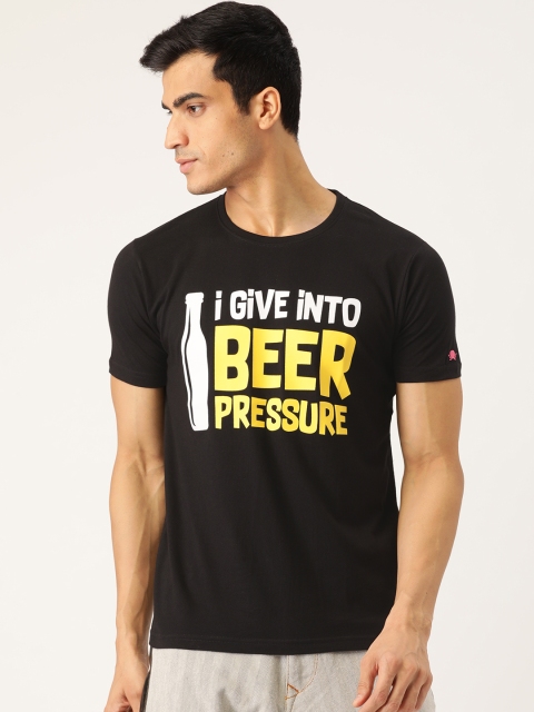 

PRINTOCTOPUS Men Black Printed Round Neck T-shirt