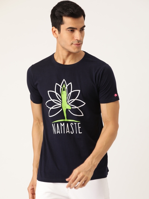 

PRINTOCTOPUS Men Navy Blue White Printed Round Neck Pure Cotton T-shirt
