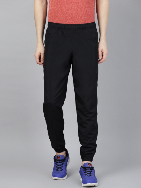 

Reebok Men Black Essentials Woven C Lined Solid Training Joggers