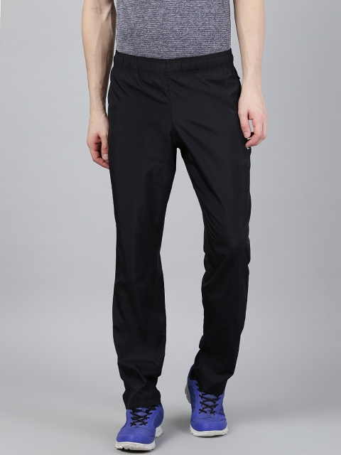 

Reebok Men Black Solid Training Essentials Woven Ultralite Pants