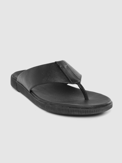 

Clarks Men Black Textured Leather Comfort Sandals