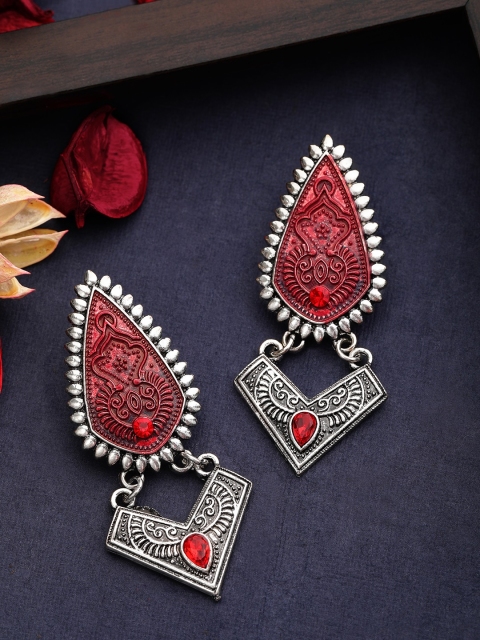 

Rubans Red & Silver-Plated Handcrafted Oxidised Geometric Drop Earrings