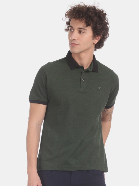 

Flying Machine Men Green Solid Polo Collar T-shirt