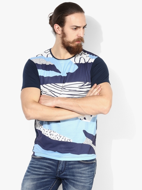 

Voi Jeans Men White & Blue Abstract Print Round Neck T-shirt