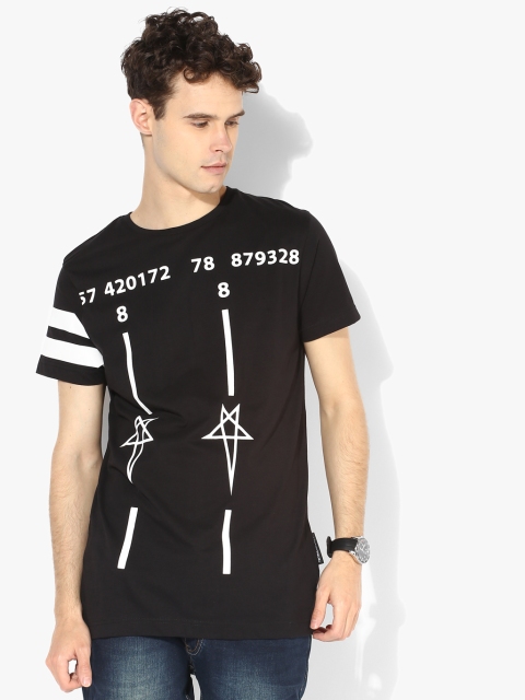 

Tiktauli De Corps. Men Black Printed Round Neck T-Shirt
