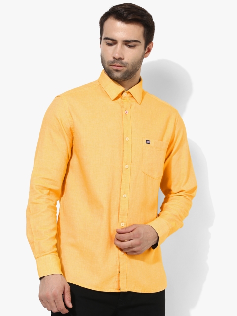 

BYFORD by Pantaloons Men Yellow Solid Slim Fit Casual Shirt