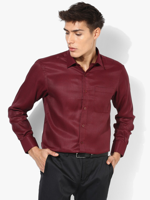 

John Players Men Maroon & Navy Blue Regular Fit Pinstriped Formal Shirt